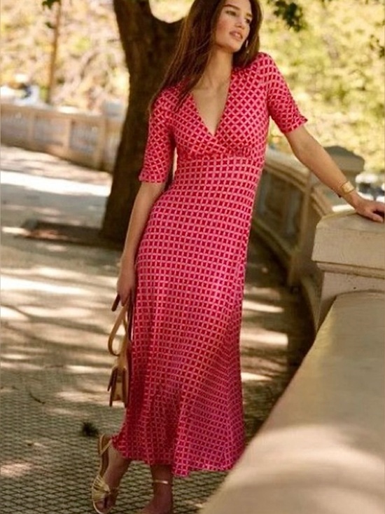 Boden Dresses & Skirts - Boden Red-Pink Geometric V-Neck Midi Dress
